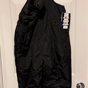 Kids 10/12 NWT snow pants black